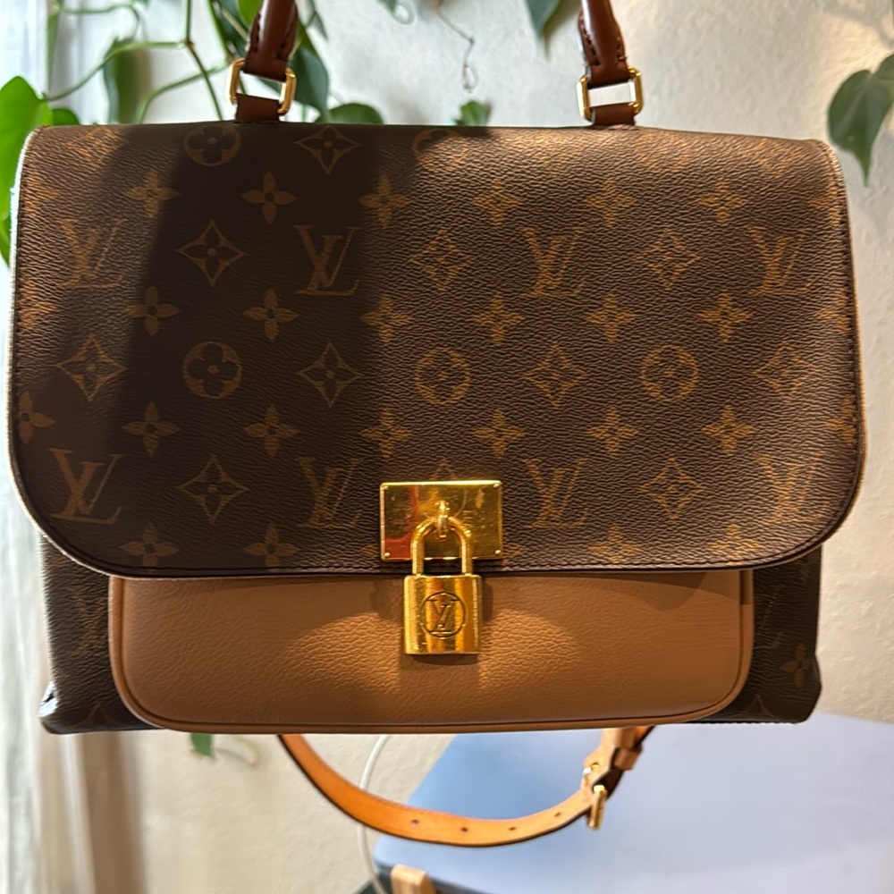 Louis Vuitton bag! Authentic. Monogram Marigan Sesame